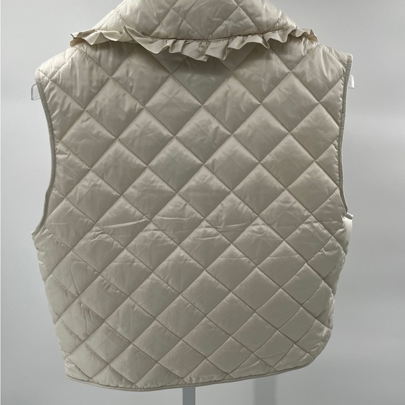 Monki Quilted Vest with Collar in Cream - Size Small - Picture 4 of 16